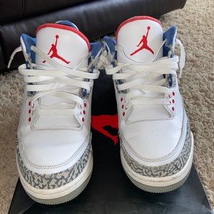 Jordan 3s true blue